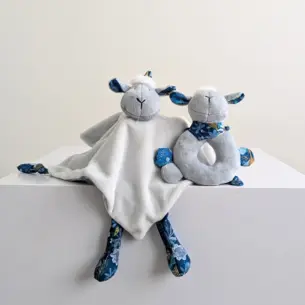 Pearsons Rattle & Comforter Blue