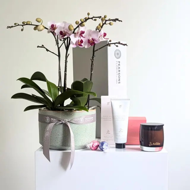 Love & Pamper Orchid Hamper
