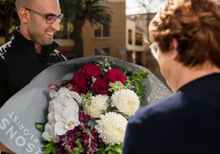 The Melbourne Christmas Gifting Guide: Flowers, Hampers & Last Minute Surprises