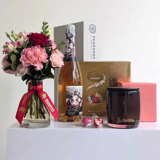 Summer Romance Hamper