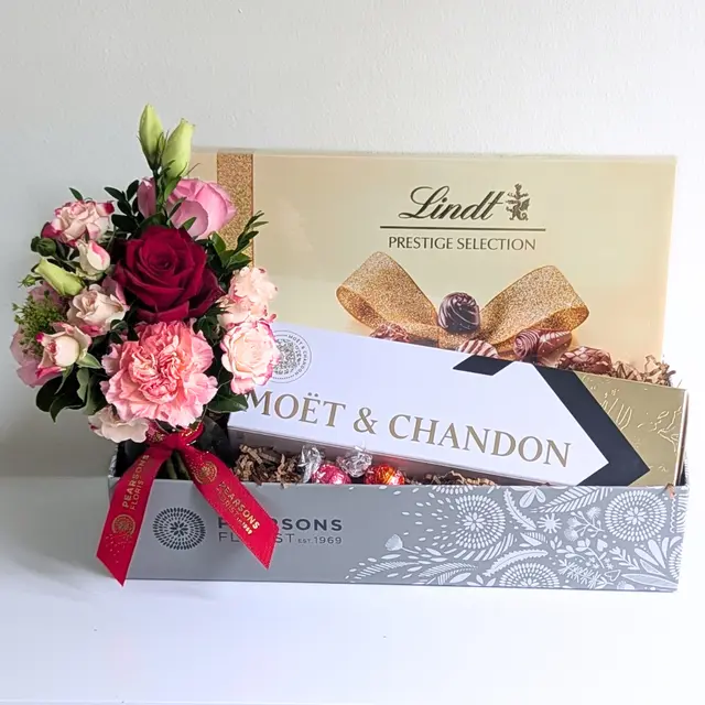 Valentine Celebrate Hamper