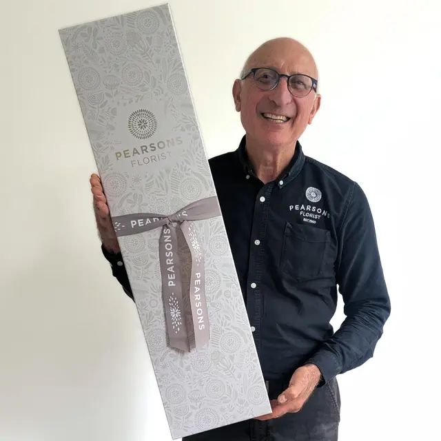 Love Story 12 Red Roses