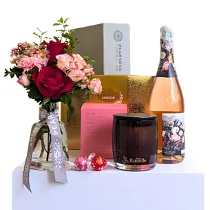 Summer Romance Hamper