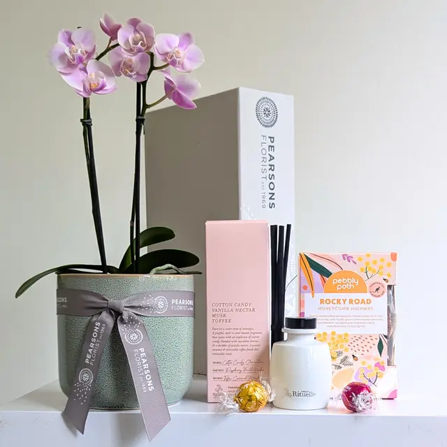 Orchid & Fragrance Diffuser Pink Hamper