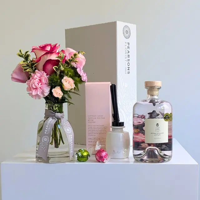 Botanical Bloom Gin Hamper