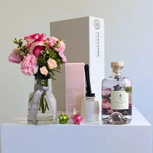 Botanical Bloom Gin Hamper