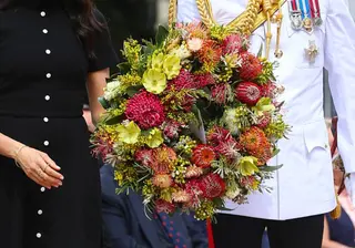 Anzac Day Wreaths: How to Choose the Right Memorial Flowers for the Occasion