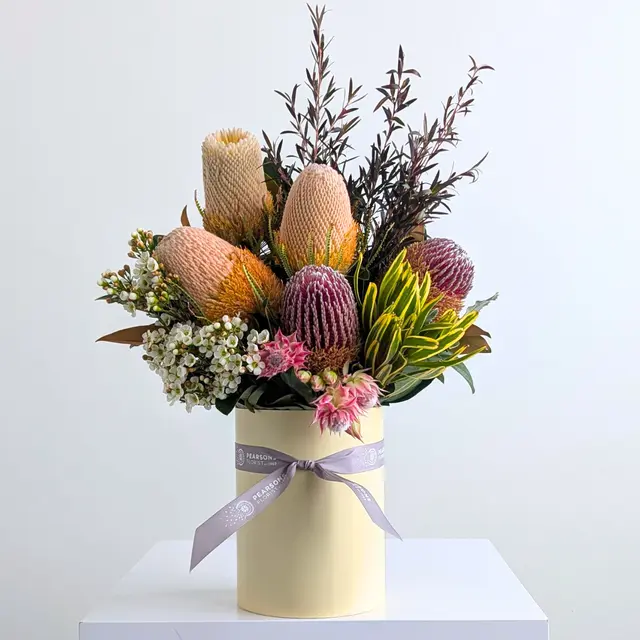 Rusticana Gold Vase