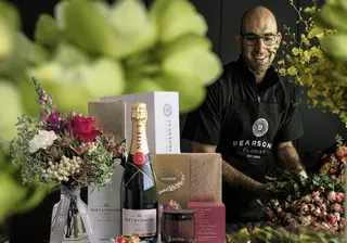 Best Christmas Gift Hampers: The Pearsons Florist Guide to Festive Gifting Done Right