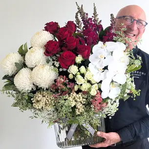 Ultimate Christmas Vase