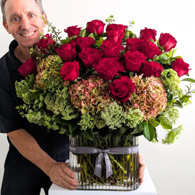 Ultimate Hearts Vase