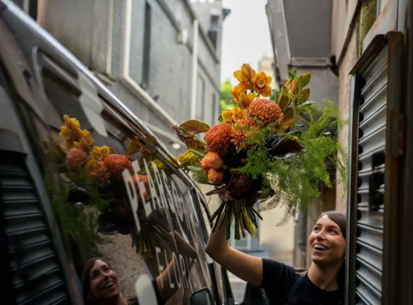 Same Day Flower Delivery Melbourne: Never Miss An Important Occasion