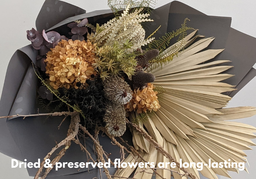 How to Care for Everlasting Dried Flowers